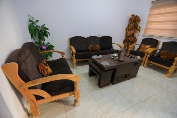 Furnished Apartment For Rent In Jarash شقة مفروشة للإيجار في جرش Habitación foto